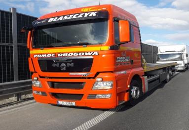 IMPHOL PIOTR BŁASZCZYK