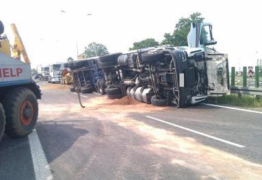 AUTO-CHARA POMOC DROGOWA TRANSPORT SPECJALNY